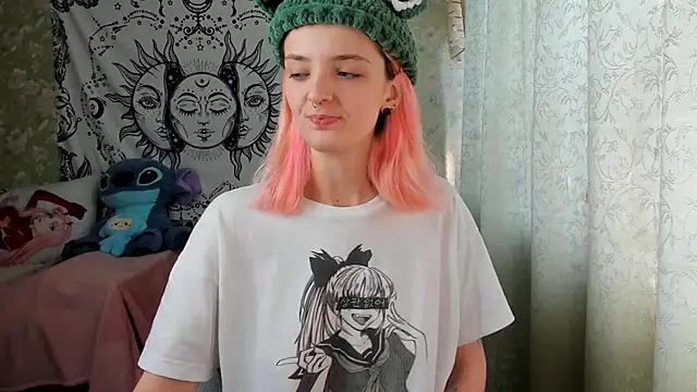 Cutie Adelia online show from February 6, 8:18 am