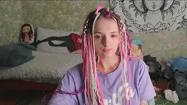 Snapshot of Cutie_Adelia chatting on July 6, 9:05 am Cutie Adelia online show from July 6, 9:05 am