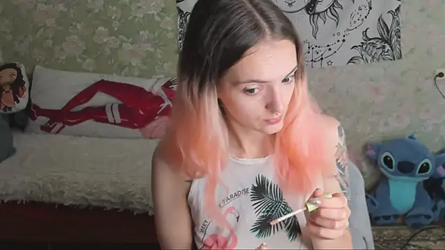 Cutie Adelia online show from October 9, 8:15 am