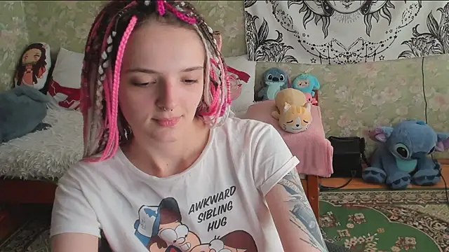 Snapshot of Cutie_Adelia chatting on July 10, 11:10 am Cutie Adelia online show from July 10, 11:10 am