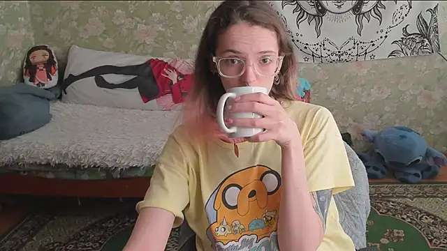 Cutie Adelia online show from May 15, 10:24 am