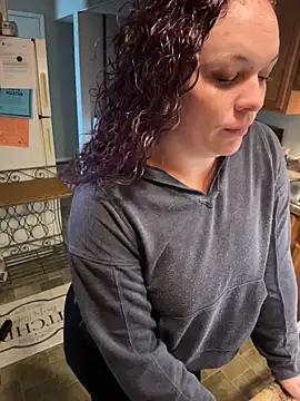 AuroraSummers online show from March 19, 2:28 pm