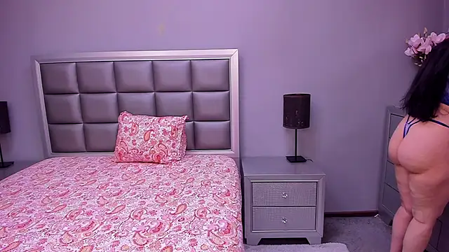 HellennSweet online show from March 24, 5:29 am