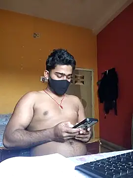 Snapshot of Love_birdss chatting on March 18, 8:50 am Love birdss online show from March 18, 8:50 am