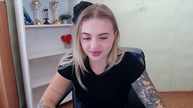 CrazyGloria online show from September 19, 5:33 am