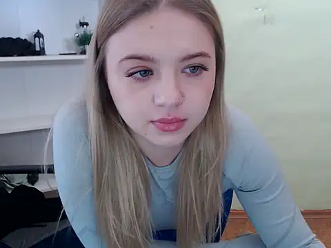 CrazyGloria online show from February 7, 6:14 am