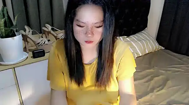 Snapshot of UrFuckingSweet_Angelxxx chatting on February 2, 4:54 pm UrFuckingSweet Angelxxx online show from February 2, 4:54 pm