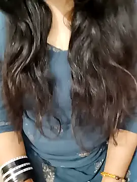 Snapshot of Diya_143 chatting on March 16, 11:04 pm Diya 143 online show from March 16, 11:04 pm