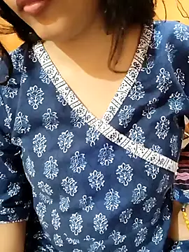 Snapshot of Diya_143 chatting on March 21, 7:02 pm Diya 143 online show from March 21, 7:02 pm