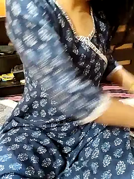 Snapshot of Diya_143 chatting on March 21, 3:46 pm Diya 143 online show from March 21, 3:46 pm