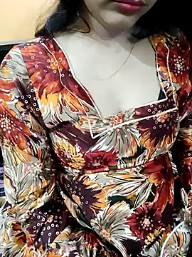 Snapshot of Diya_143 chatting on March 20, 7:57 pm Diya 143 online show from March 20, 7:57 pm