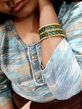 Diya 143 online show from November 24, 7:58 pm