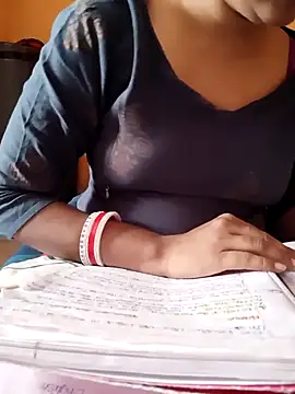 Snapshot of Diya_143 chatting on September 12, 5:29 am Diya 143 online show from September 12, 5:29 am