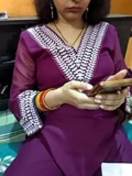 Diya 143 online show from March 23, 4:40 pm