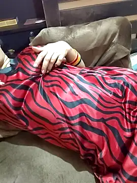 Diya 143 online show from April 15, 7:40 pm