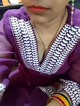 Diya 143 online show from April 13, 6:01 pm