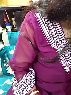 Diya 143 online show from March 4, 6:26 pm