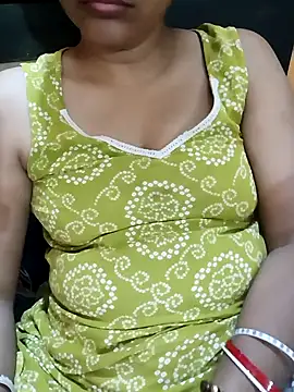 Snapshot of Diya_143 chatting on September 8, 2:38 pm Diya 143 online show from September 8, 2:38 pm