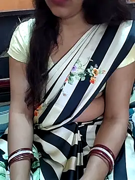 Snapshot of Diya_143 chatting on March 2, 6:58 am Diya 143 online show from March 2, 6:58 am