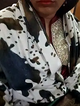 Snapshot of Diya_143 chatting on February 8, 3:59 am Diya 143 online show from February 8, 3:59 am