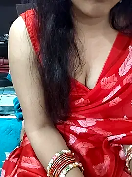 Snapshot of Diya_143 chatting on February 22, 7:33 am Diya 143 online show from February 22, 7:33 am
