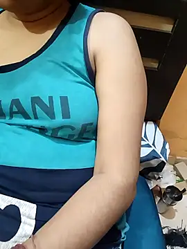 Snapshot of Diya_143 chatting on October 4, 7:37 pm Diya 143 online show from October 4, 7:37 pm
