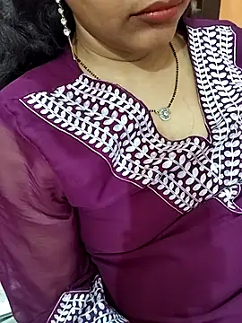 Diya 143 online show from May 3, 6:33 pm
