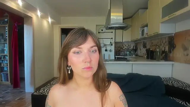 StacyTigerr online show from July 29, 12:04 pm