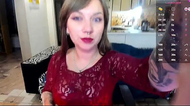 StacyTigerr online show from November 15, 4:00 pm