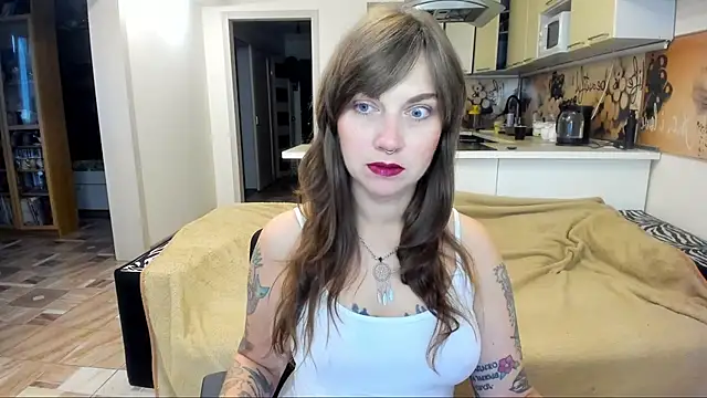 Snapshot of StacyTigerr chatting on October 11, 9:54 am StacyTigerr online show from October 11, 9:54 am