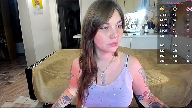 StacyTigerr online show from November 26, 4:29 pm