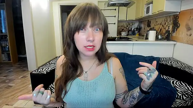 Snapshot of StacyTigerr chatting on September 24, 2:34 pm StacyTigerr online show from September 24, 2:34 pm