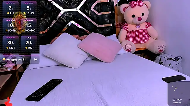 Tania white89 online show from November 4, 6:01 pm