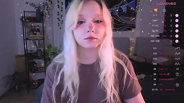 IrmaBell online show from November 11, 10:04 pm