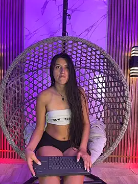 brenda moris01 online show from March 8, 2:04 am