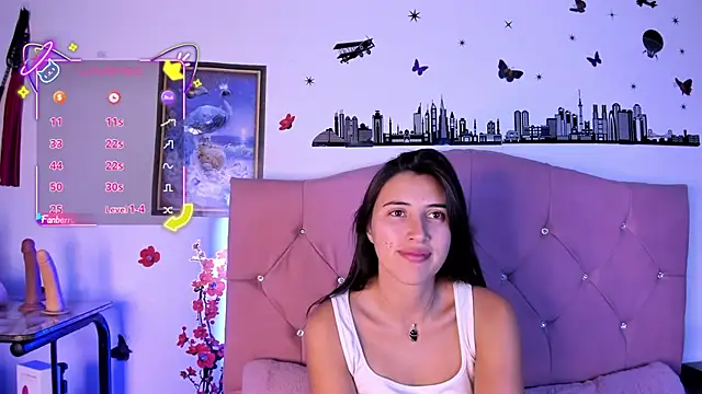 Snapshot of brenda_moris01 chatting on September 12, 9:25 pm brenda moris01 online show from September 12, 9:25 pm