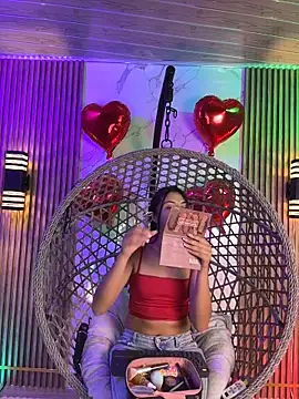 brenda moris01 online show from February 20, 10:33 pm