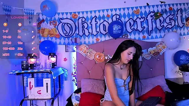 Snapshot of brenda_moris01 chatting on September 25, 9:21 pm brenda moris01 online show from September 25, 9:21 pm