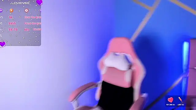 Snapshot of brenda_moris01 chatting on November 8, 10:13 pm brenda moris01 online show from November 8, 10:13 pm