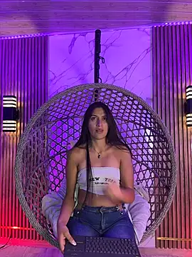 brenda moris01 online show from March 7, 10:48 pm