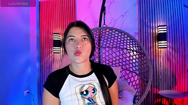 Snapshot of brenda_moris01 chatting on June 16, 9:48 pm brenda moris01 online show from June 16, 9:48 pm