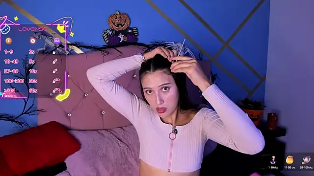 Snapshot of brenda_moris01 chatting on October 22, 9:35 pm brenda moris01 online show from October 22, 9:35 pm