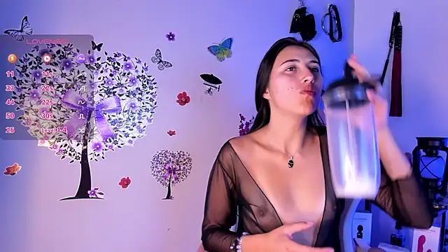Snapshot of brenda_moris01 chatting on September 16, 9:38 pm brenda moris01 online show from September 16, 9:38 pm