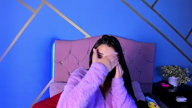 brenda moris01 online show from December 5, 9:12 pm