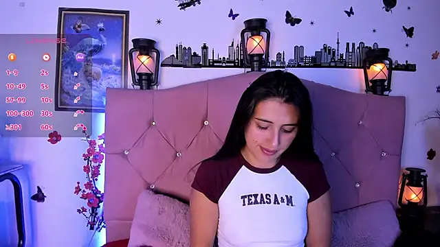 Snapshot of brenda_moris01 chatting on September 17, 9:50 pm brenda moris01 online show from September 17, 9:50 pm