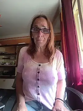 Dettybitch40 online show from May 11, 2:07 pm