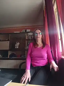 Dettybitch40 online show from April 20, 1:45 pm