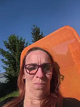 Dettybitch40 online show from May 2, 2:33 pm
