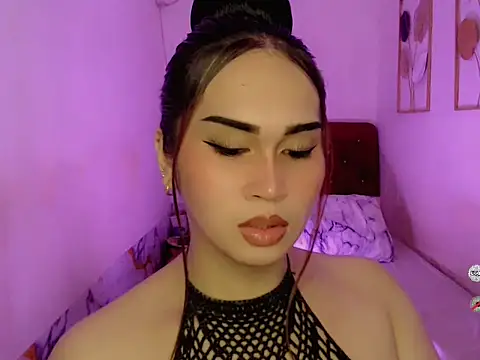 Snapshot of AlodiaOfCums chatting on October 30, 3:38 am AlodiaOfCums online show from October 30, 3:38 am