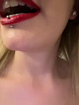 GangBangKitty online show from February 28, 7:14 pm